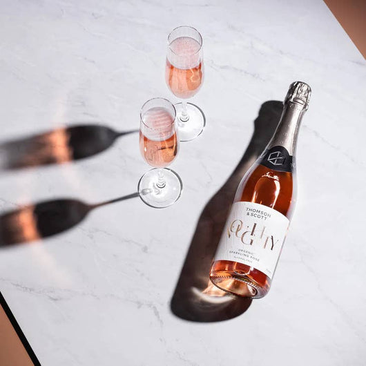 Effervescent Noughty rosé 0.0% sans alcool Sanzalc, cave sans alcool pour adultes décomplexés