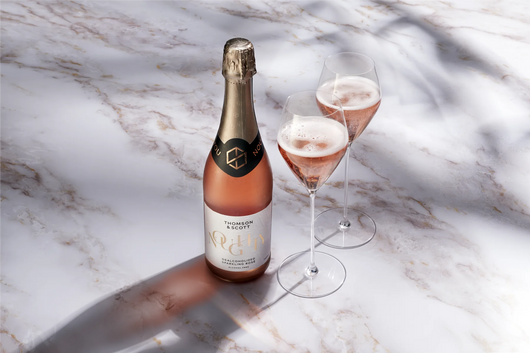 Effervescent Noughty rosé 0.0% sans alcool Sanzalc, cave sans alcool pour adultes décomplexés