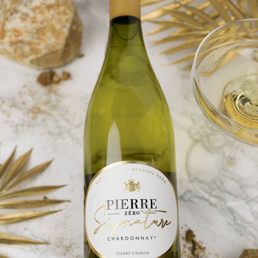 Vin blanc sans alcool Pierre Zéro Signature Chardonnay 0,5% Bio Sanzalc, cave sans alcool pour adultes décomplexés